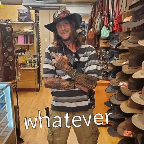 Profile Picture of Michael Boling (@michaelboling) on Poshmark