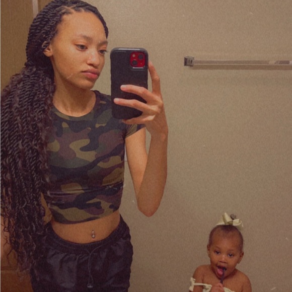 Angell Keppard - Poshmark Profile Picture of Angell Keppard (@akeppard1) on Poshmark