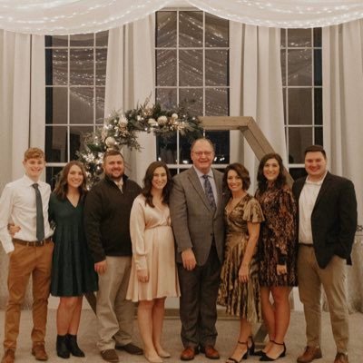 Profile Picture of Jeff Hoover (@buckethoover) on Twitter