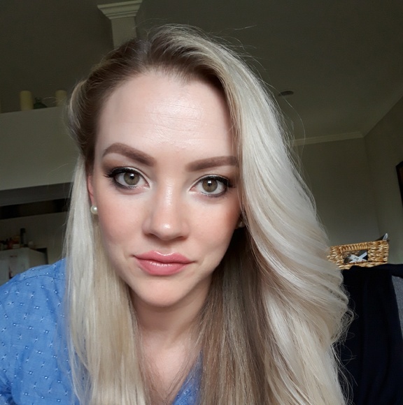 Profile Picture of Sloane Daniel (@saus131) on Poshmark