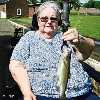 Profile Picture of Jean Larison (@jean.larison) on Instagram