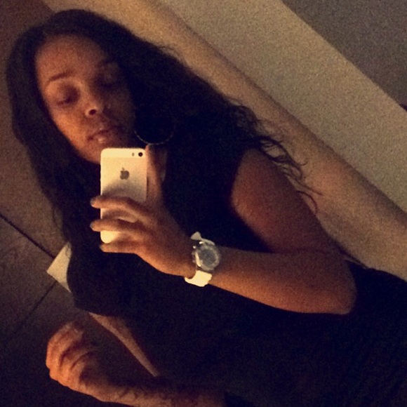 Profile Picture of Alexis Scott (@mati_lovee) on Poshmark
