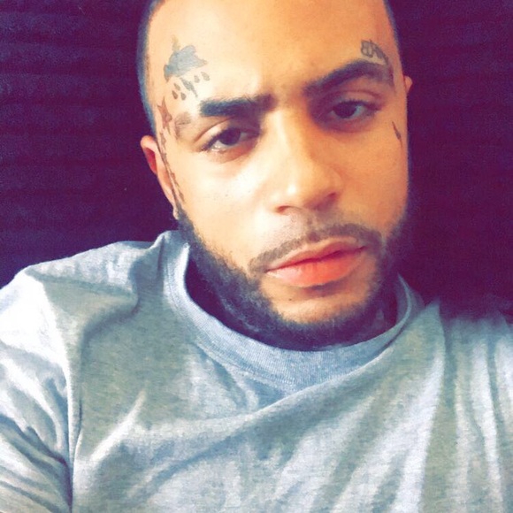 Profile Picture of Daniel Burnett (@danny4190) on Poshmark