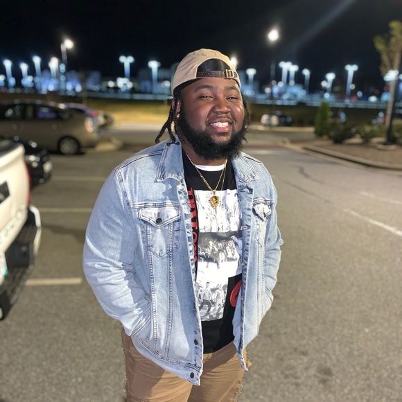 Profile Picture of Bruce levi juwan Bufford iii (@brucethe3rd) on Poshmark