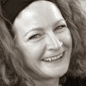 Profile Picture of Julie Hauritz (@seedsofcreativity) on Youtube