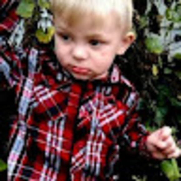 Profile Picture of Michelle Poppen (@michellepoppen2) on Poshmark