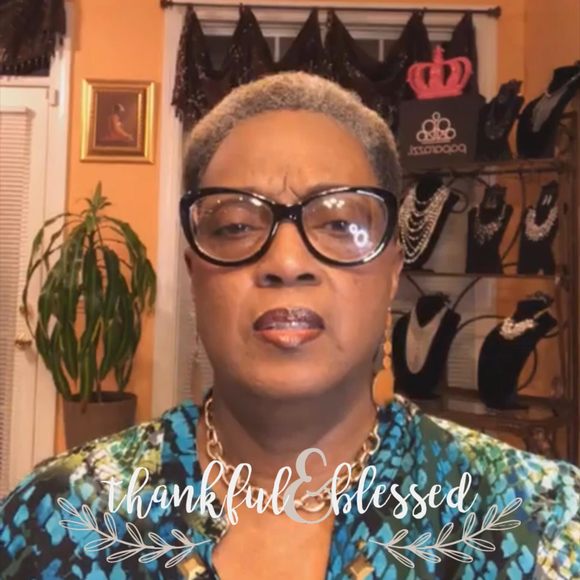 Profile Picture of Deborah Duggans (@dhduggans) on Poshmark