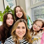 Profile Picture of Kate Holliday (@kateholliday1) on Instagram