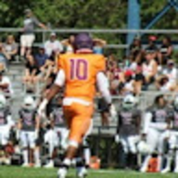 Profile Picture of Dominico Moncion (@dominicomoncion) on Poshmark