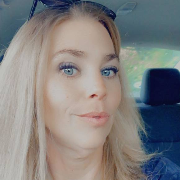 Profile Picture of Patti Mckinney-roskowski (@hunniepott1178) on Poshmark