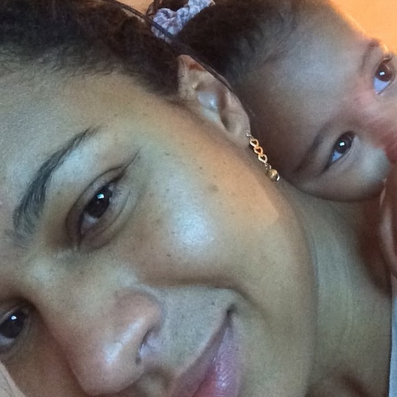 Luciane Juliani - Poshmark Profile Picture of Luciane Juliani (@lucianej1979) on Poshmark