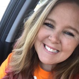 Profile Picture of Aly Robertson (@thealyrobertson) on Pinterest