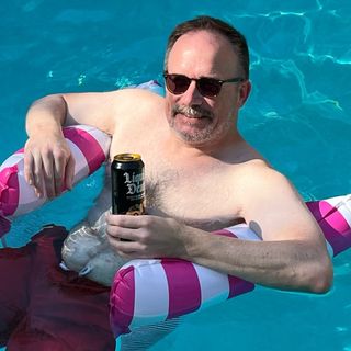 Profile Picture of Mark Rennie (@markrennie) on Instagram