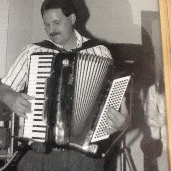 Profile Picture of John Sopczyk (@johnny59) on Poshmark
