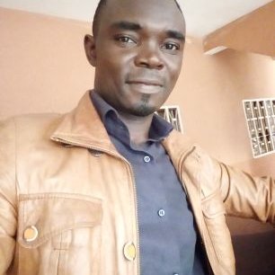 Profile Picture of Jules Éric Um (@UmJules) on Twitter