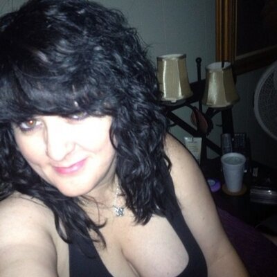 Profile Picture of Theresa Steele (@txtroll88) on Twitter