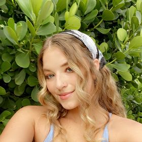 Profile Picture of Taylor Couch (@Buildwealthfromhome) on Pinterest