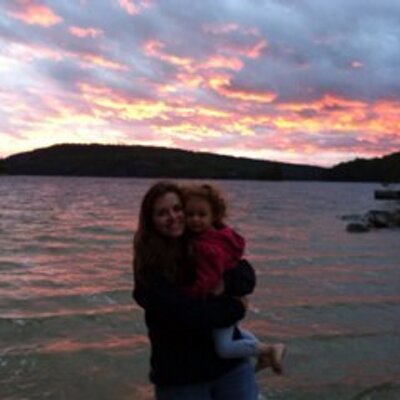 Profile Picture of Stephanie Davey (@SDaveyDavey) on Twitter