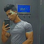 Profile Picture of 👑 जोशी👑 (@i_ayushjoshi) on Instagram
