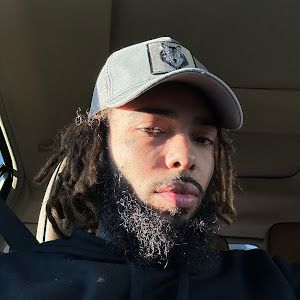 Profile Picture of mikeyiomyers7 (@michaelzarlingo) on Tiktok