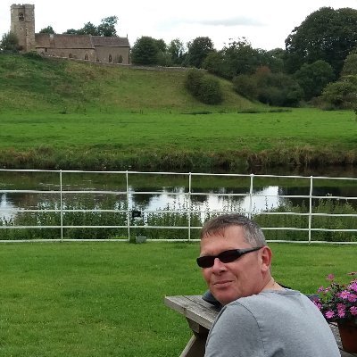 Profile Picture of Richard Crompton (@RichardCrompt17) on Twitter