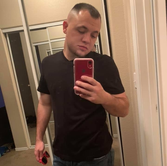 Profile Picture of Jacob Jesser (@jacobjesser) on Poshmark