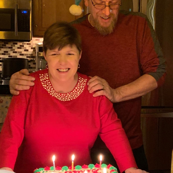 Profile Picture of Denise Wallower (@dcbroadwaybabe) on Poshmark