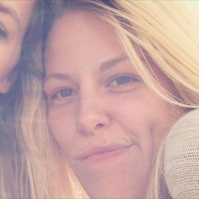 Profile Picture of Claire Branson (@clbranson84) on Twitter