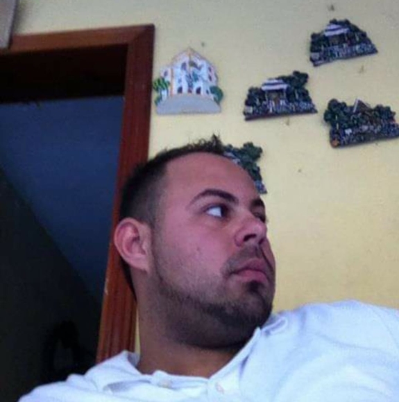 Profile Picture of Emilio Ramos (@rremilio) on Poshmark