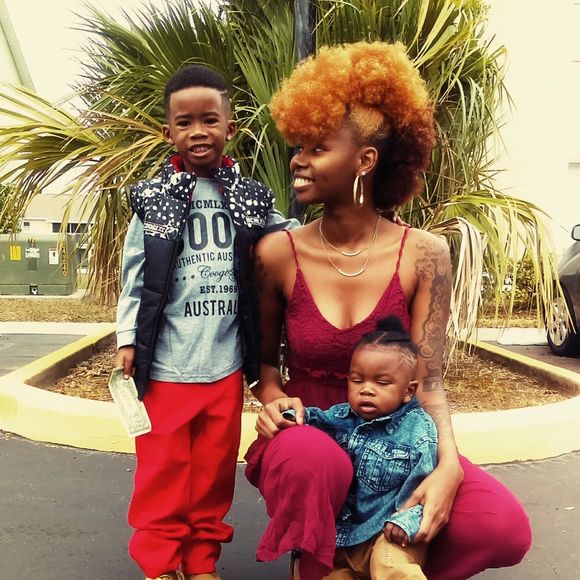 Profile Picture of Shawntrellya Bolden (@thejmommy) on Poshmark