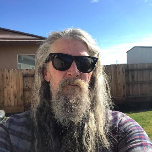 Profile Picture of Chris Cannon (@cmcannon1960) on Poshmark