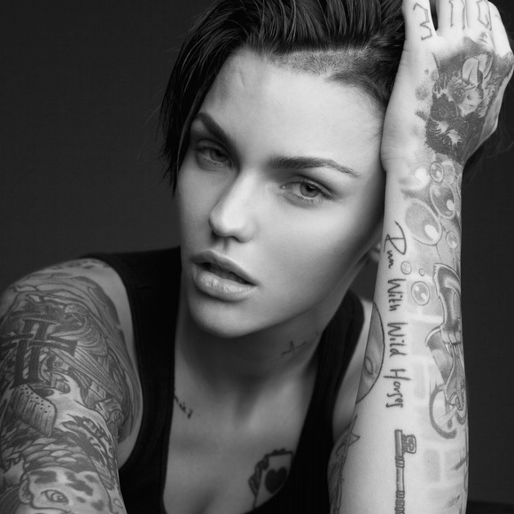 Profile Picture of Ladell Smith (@ladell2001_) on Poshmark