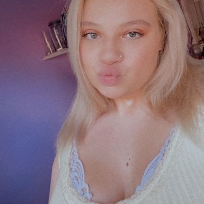 Julia ✨ - Twitter Profile Picture of Julia ✨ (@HungerfordJulia) on Twitter