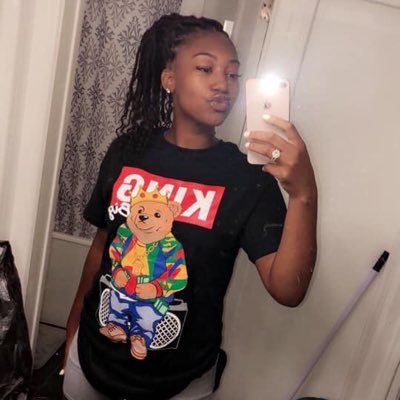 Profile Picture of Kamia 🦋 (@KamiaChandler) on Twitter