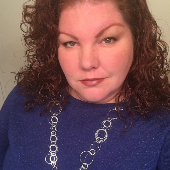 Profile Picture of Sonia Blair (@sonianee18) on Poshmark