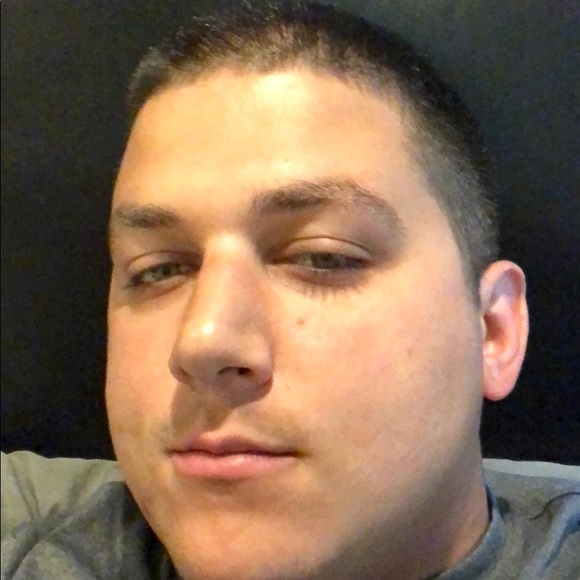 Profile Picture of Bryan Bird (@bird6229) on Poshmark