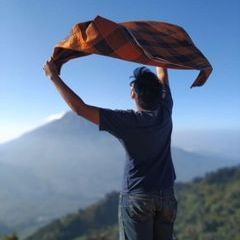 Profile Picture of johnshinoda (@johnshinoda) on Tiktok