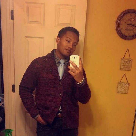 Profile Picture of Jared Costner (@jcostner96) on Poshmark
