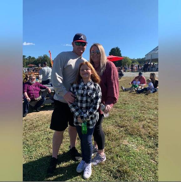 Profile Picture of Lara Backman (@larabackman18) on Poshmark