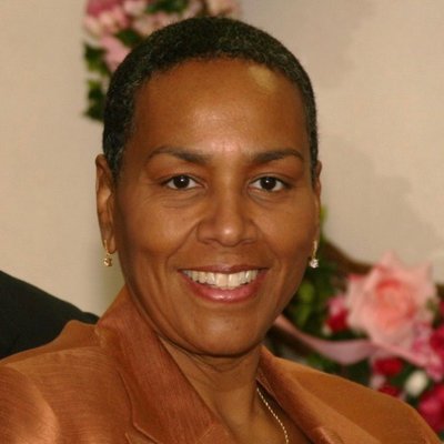 Profile Picture of Pam (@PamDixonSells) on Twitter
