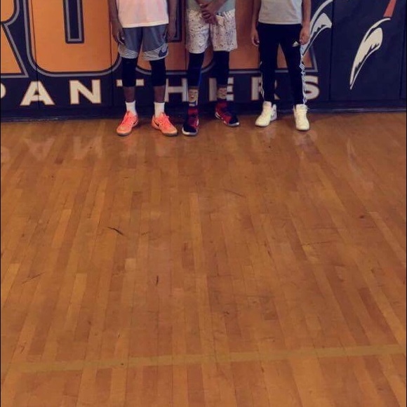 Profile Picture of Damontae Harrison (@damonta3) on Poshmark