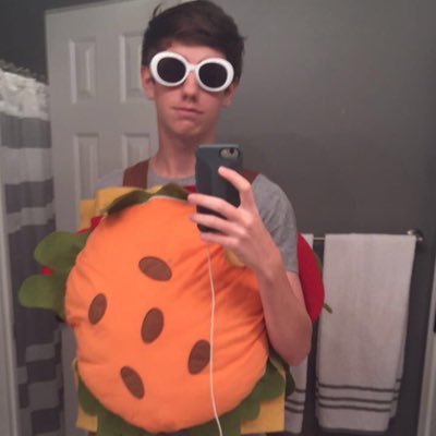 Profile Picture of Colin Meade (@ColinMeade6) on Twitter