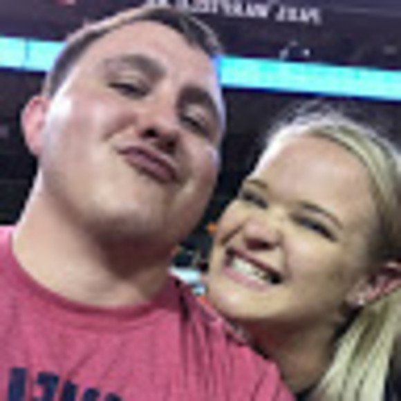 Profile Picture of Jennifer Firment (@jfirment0) on Poshmark