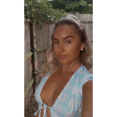 Profile Picture of Nancy ✨ (@nancy_schofield) on Twitter