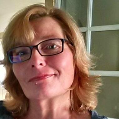 Profile Picture of Kelly Jayne McCann (@OrganizingMaven) on Twitter