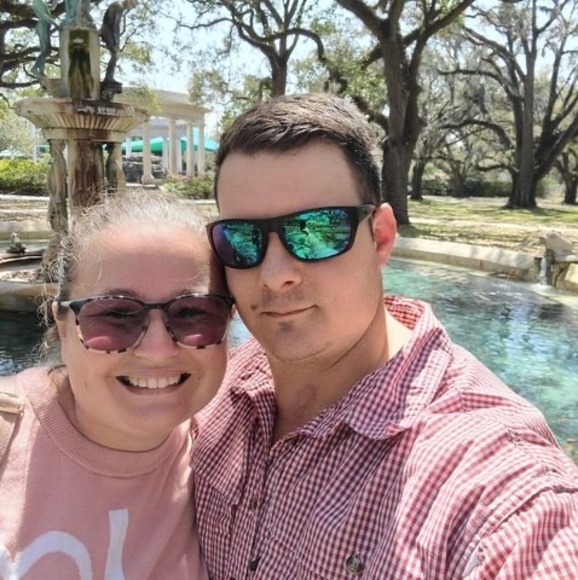 Profile Picture of Debra Alcorn (@d_alcorn) on Poshmark