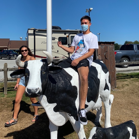 Seth Kobata - Poshmark Profile Picture of Seth Kobata (@skobata) on Poshmark