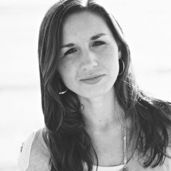 Profile Picture of Traci Shupert (@tshupert) on Poshmark