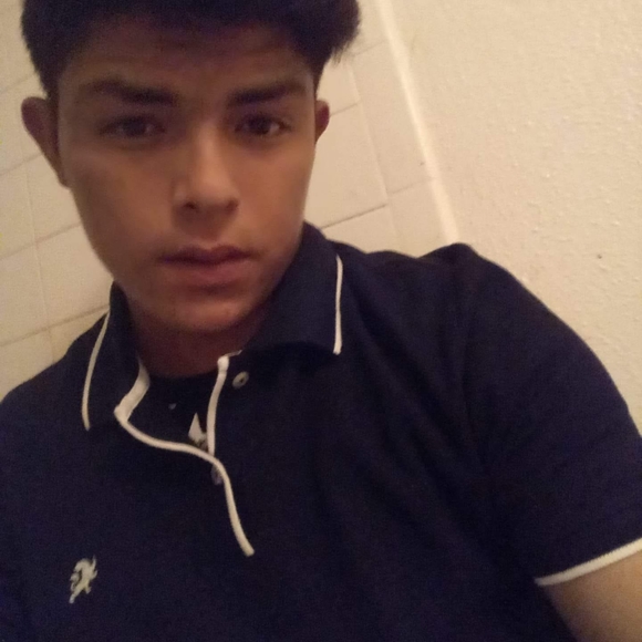 Profile Picture of Gil Rodriguez (@luismt48) on Poshmark