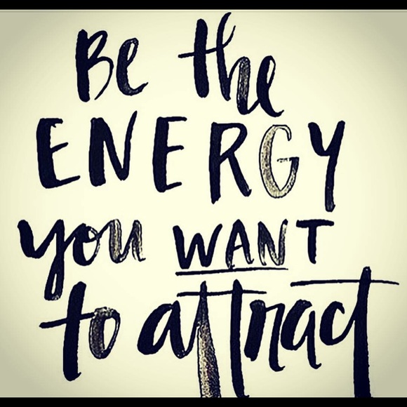 Profile Picture of Valerie Davidson (@vdavidson8787) on Poshmark